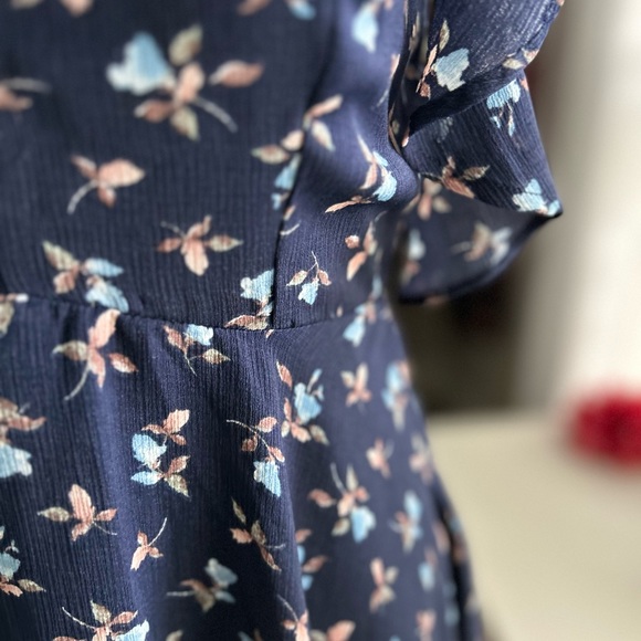 alter’d state Navy Floral Dress - Picture 6 of 9